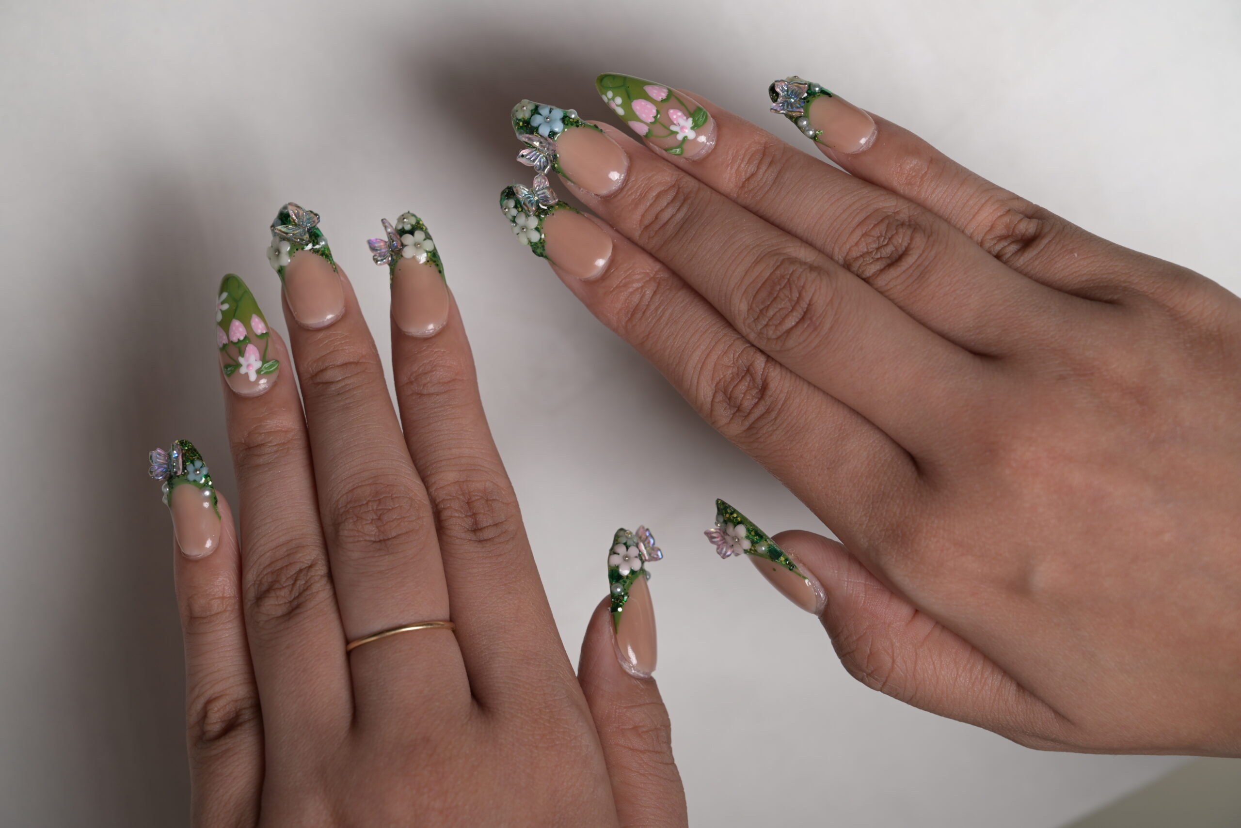 Phenomenails 30D Holographic Gel Nail Paint - Image 11