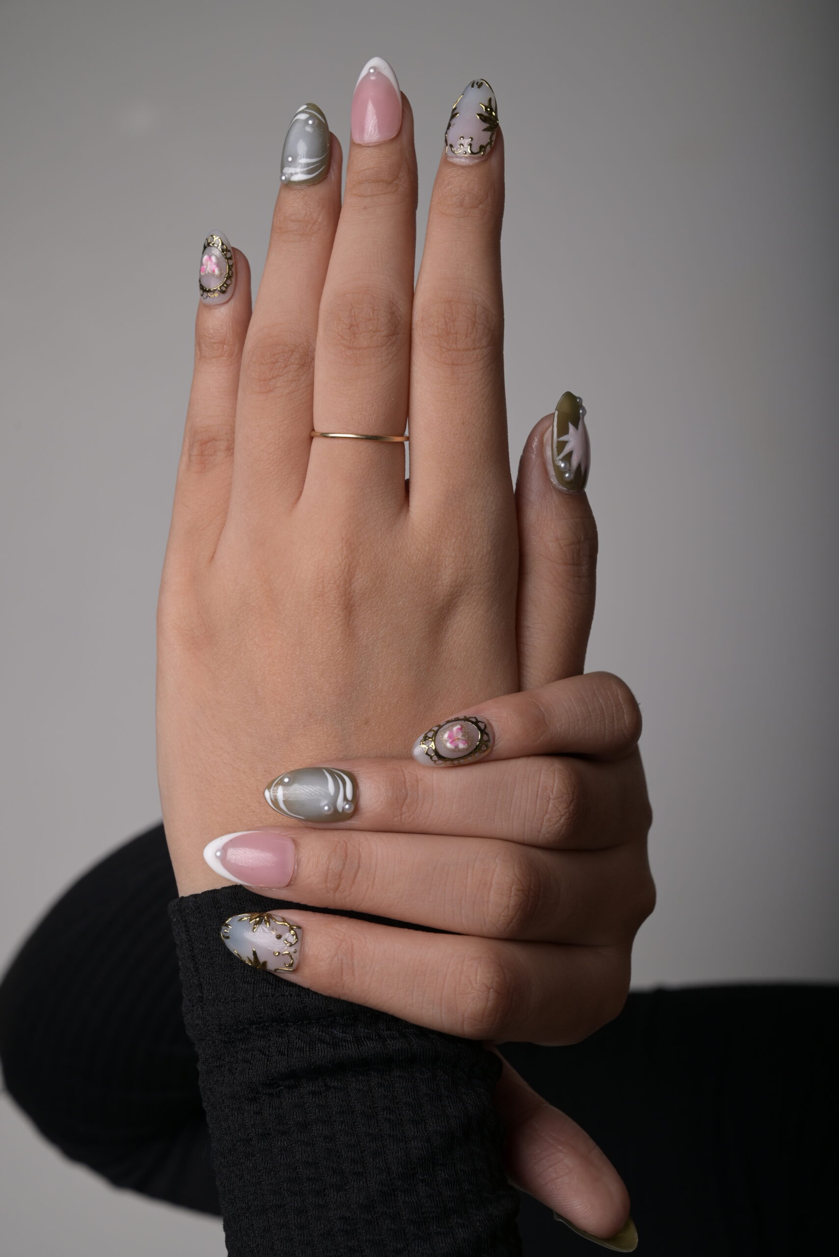 Vintage Bloom - Image 2