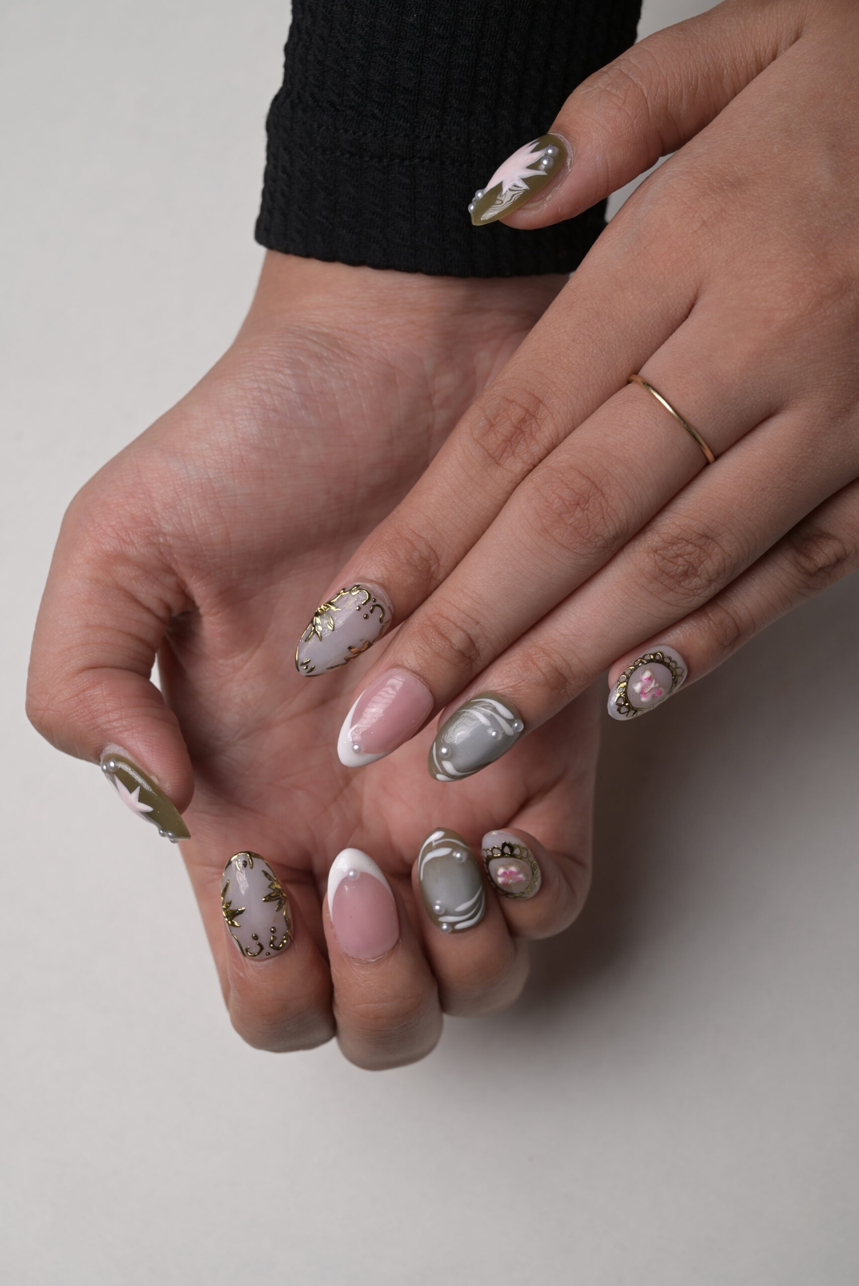 Vintage Bloom - Image 4