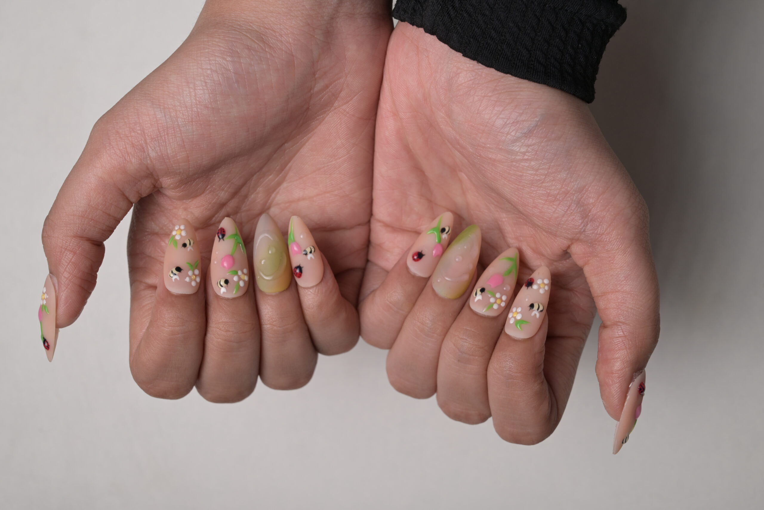 Phenomenails 24D Crystal Shine Gel Nail Paint - Image 9