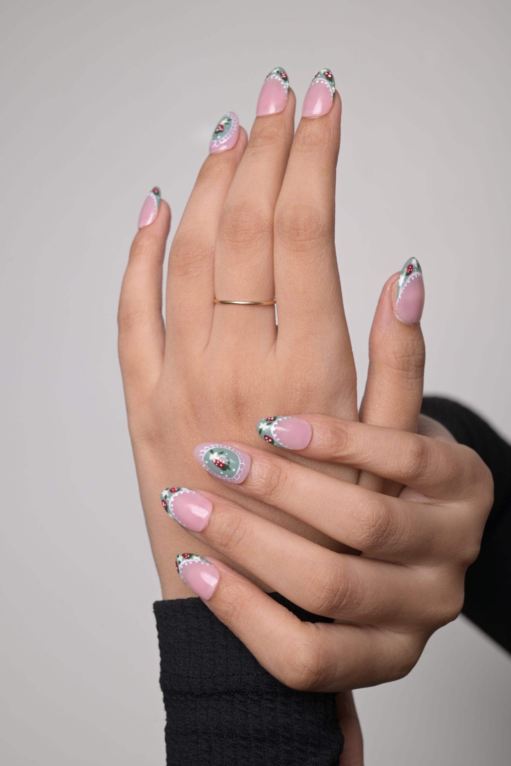 Phenomenails 21D Silk Gloss Gel Nail Paint - Image 3